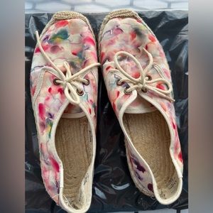 SOLUDOS sneakers- limited floral print